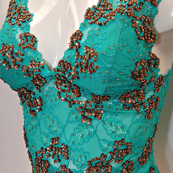 Beaded lace blouse top green bronze combination - Picture 2 of 6